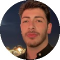 Joy Akademi topluluğu üyesi